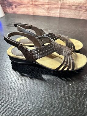 G.H. Bass Glenda Women’s Leather Sling Back Sandals Size 7.5